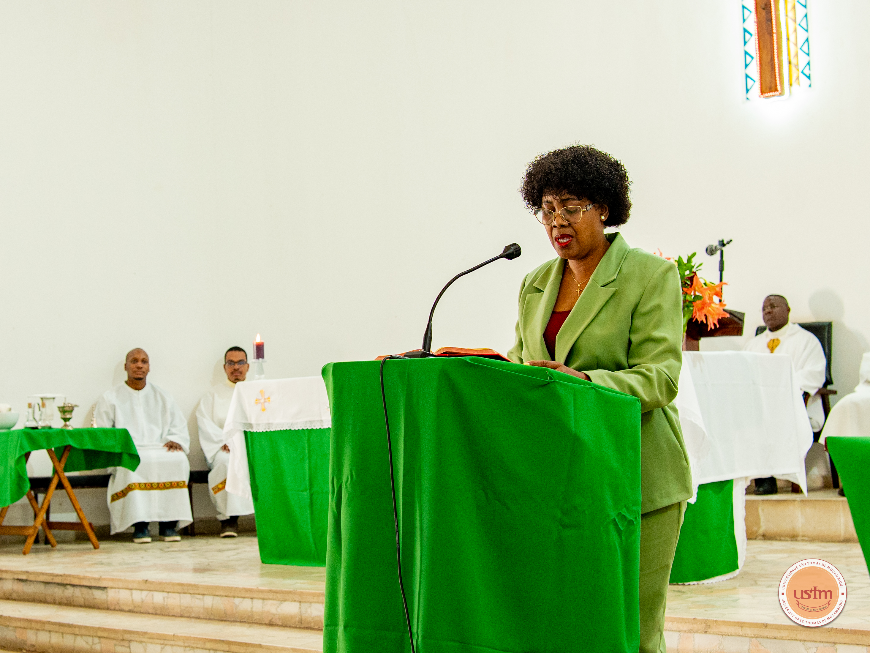 CELEBRAÇÃO DA SAGRADA EUCARISTIA MENSAL